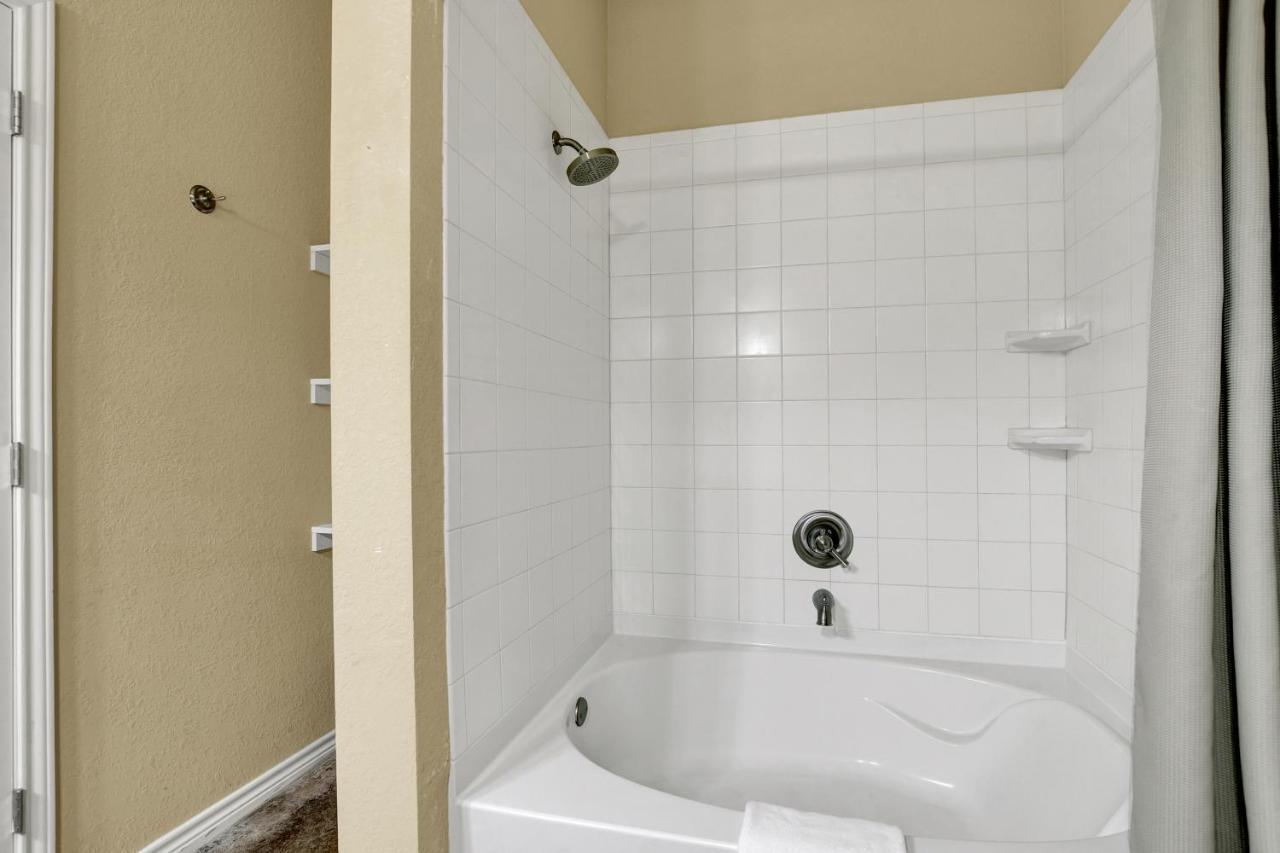 Romantic Oasis With Hot Tub Near Fred And Wineries! Fredericksburg Esterno foto